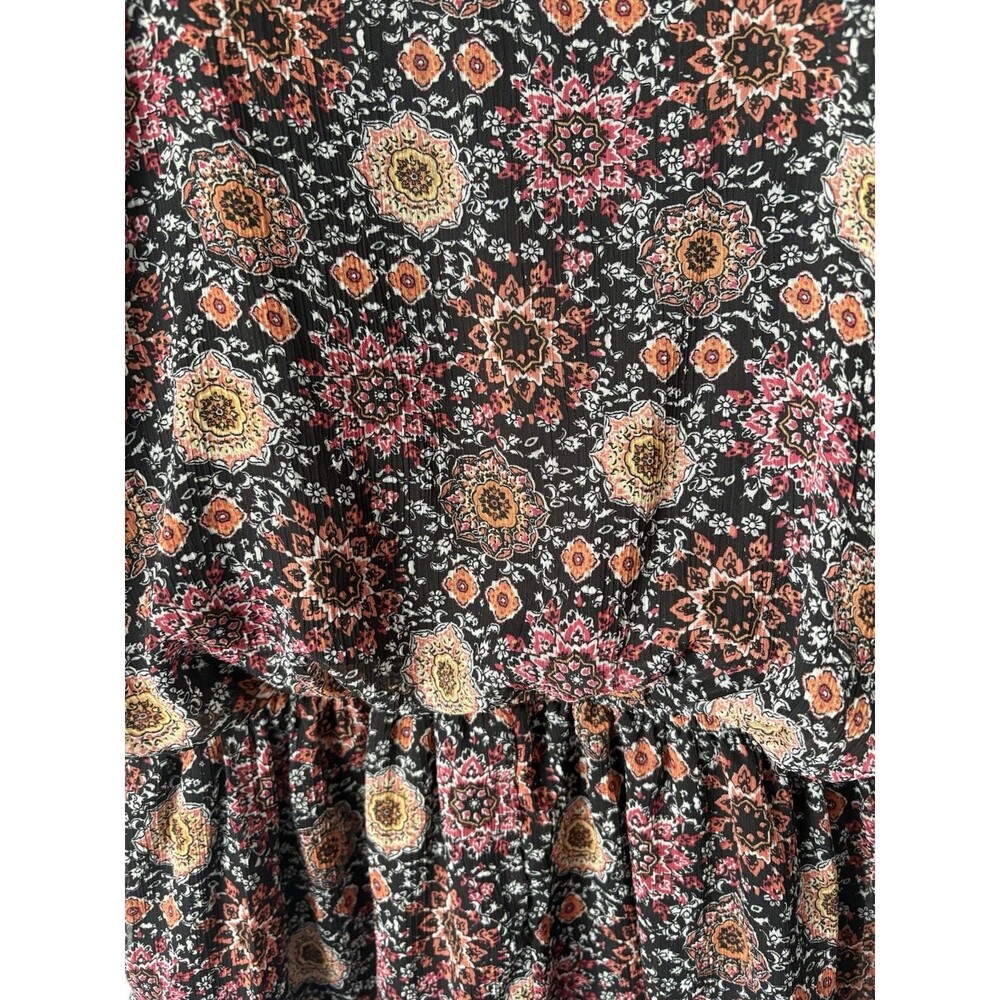 XHILARATION Romper Cold Shoulder W/ Straps Shorts Black Red Floral  Romper Leg - Picture 4 of 6